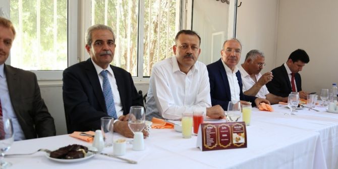 Yemek Yaparak Mezun Oldular