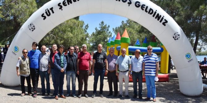 Çocuklar ‘Süt Şenliği’nde Gönüllerince Eğlendi