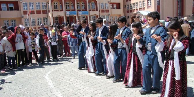 Fevzi Çakmak İlk Ve Ortaokulunda Bilim Fuarı Ve Kermes