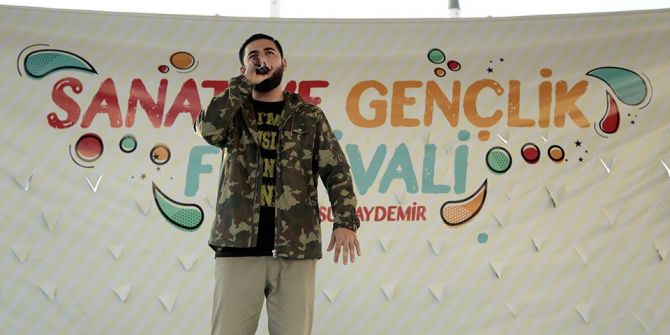 100 Bin Çivi İle Türkiye Haritası