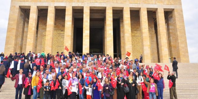 Manavgatlı Muhtarlar Ve Aileleri Anıtkabir’de
