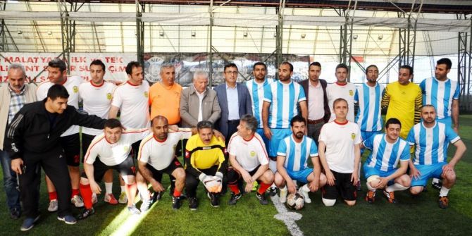 Halı Saha Turnuvasında Heyecan Artıyor