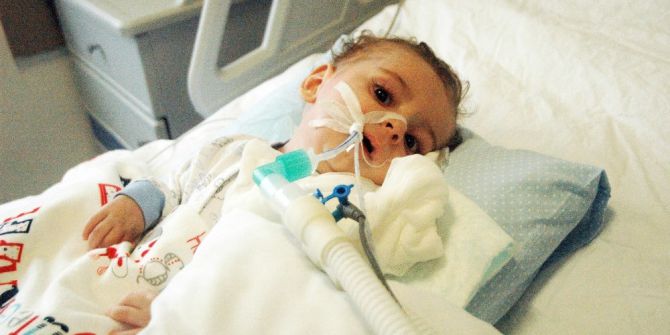 Sma Hastası Eymen Bebek Hayatını Kaybetti