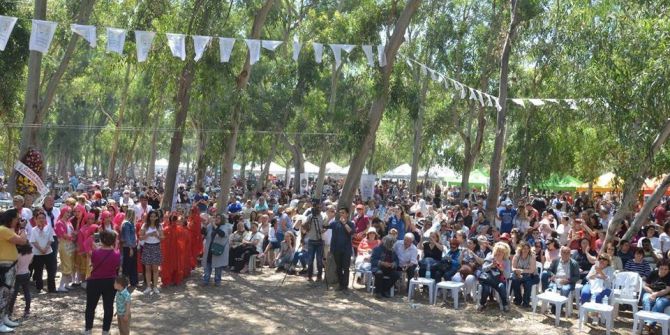 Giritliler Kuşadası’nda Buluştu