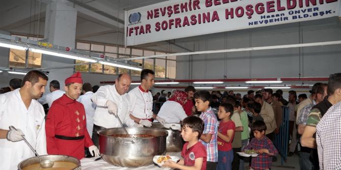 Ramazan Boyunca Her Gün Bin 500 Kişi İftar Yapacak