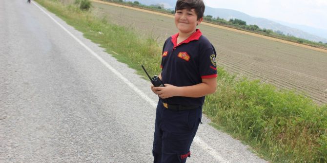 Babası İle Daha Fazla Vakit Geçirebilmek İçin İtfaiyeci Oldu