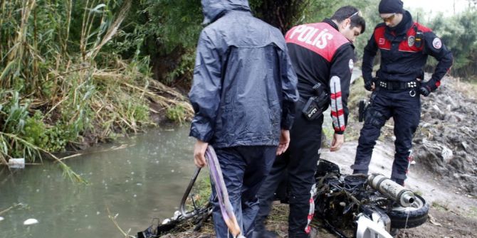 Yunus Timlerinin Kanaldan Motosiklet Çıkarma Seferberliği