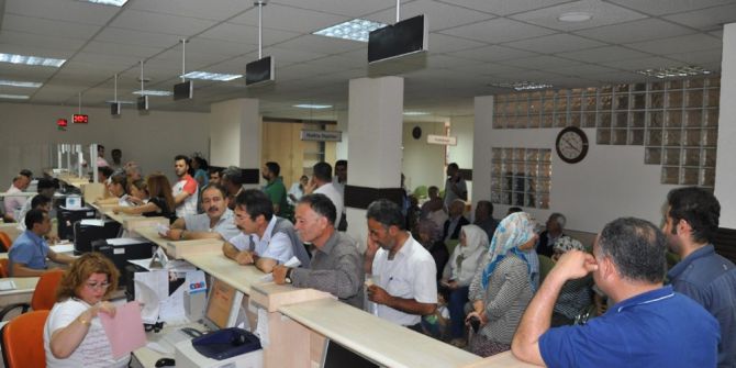 Toroslar Belediyesi’nde Vezneler Hafta Sonu Da Açık