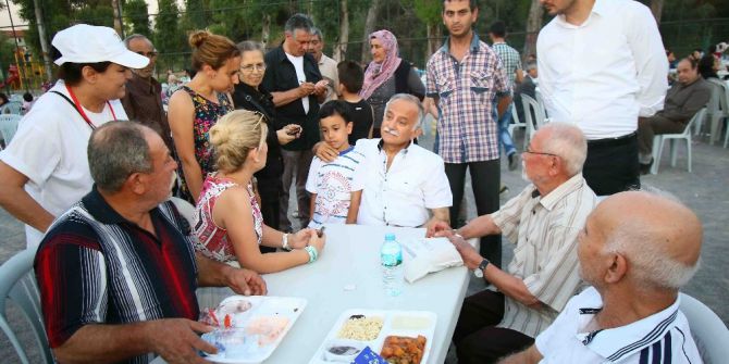 Bayraklı’da 6 Noktaya İftar Çadırı Kurulacak