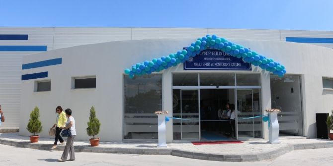 Manisa’nın İlk Akıllı Spor Ve Konferans Salonu Açıldı