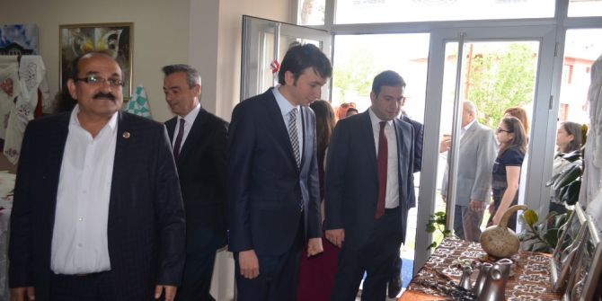 Kargı Hem’in Yıl Sonu Sergisi Büyük Beğeni Topladı