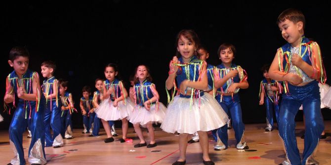 Çankayalı Miniklerin Yıl Sonu Gösterisi