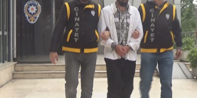 Tartıştığı Karısını Boğarak Öldürmeye Kalkıştı