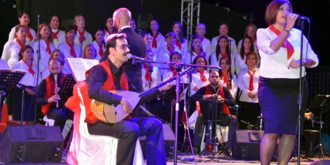 Aliağa’da, Asev Korosundan Türkü Şöleni