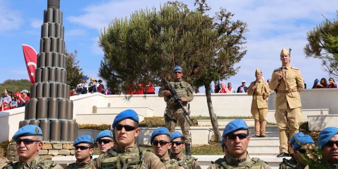 Bursalı Torunlar Dedelerinin Huzurunda