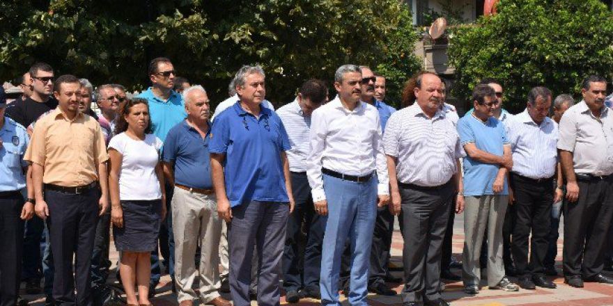 Nazilli’de Demokrasi İçin Tek Yumruk Oldu