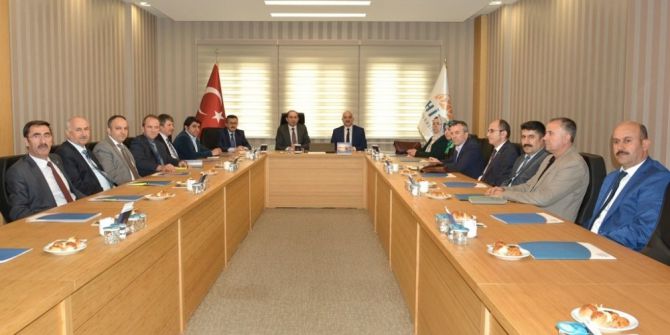 Rektör Alkan, İmam Hatip Ortaokullarının Yöneticileriyle Buluştu