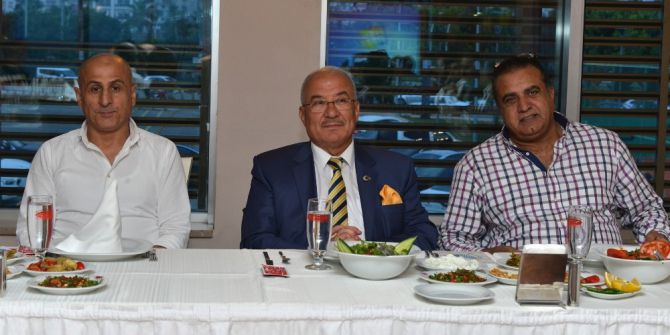 Başkan Kocamaz, Hayırsever İş Adamları İle Bir Araya Geldi