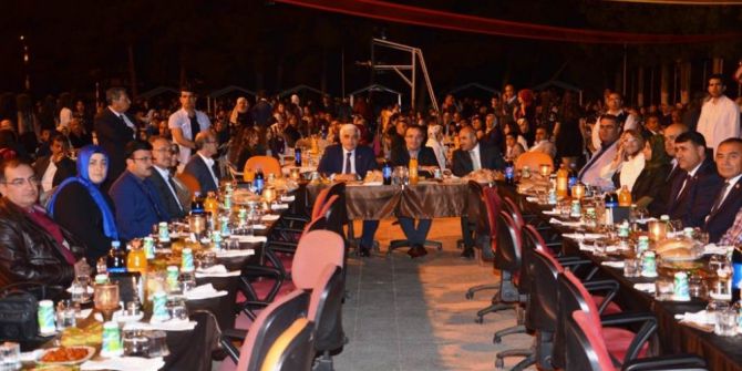 15 Temmuz Şehitler Anadolu Lisesi’nde Mezuniyet Coşkusu