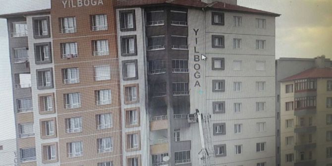 Binada Çıkan Yangın Korku Dolu Anların Yaşanmasına Neden Oldu