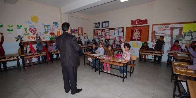 Öğrencilere "Trafik Bilinci Kazandırma" Eğitimi Verildi