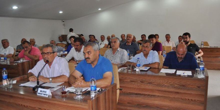 Korkuteli Belediye Meclisi’nde Darbe Girişimine Tepki