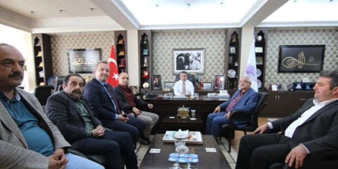 Tankut’tan Başkan Aksoy’a Taziye Ziyareti