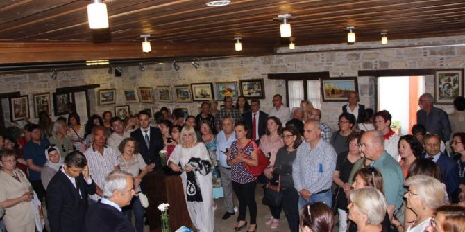 Kuşadası’nda Üç Boyutlu Katı Sanatı Sergisi Açıldı