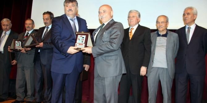 Meslekte 30 Yıl Hizmet Veren Hekimler Vefa Gecesi’nde Buluştu