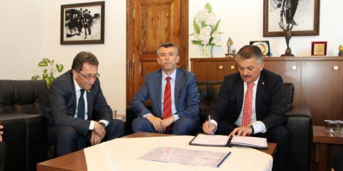 Edremit’e Hayırsever Desteği İle Yeni Bir Okul Daha