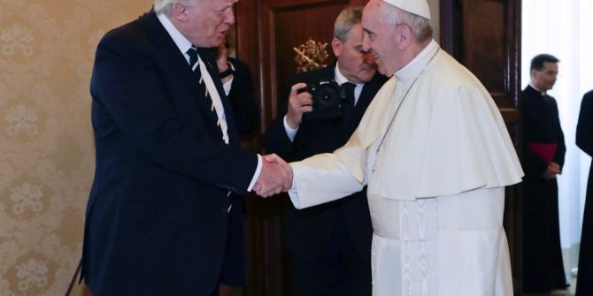 Abd Başkanı Trump, Papa Francis İle Bir Araya Geldi