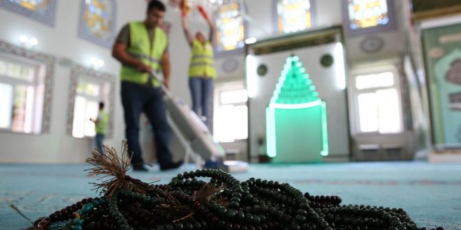 Buca’da Camilere Ramazan Temizliği