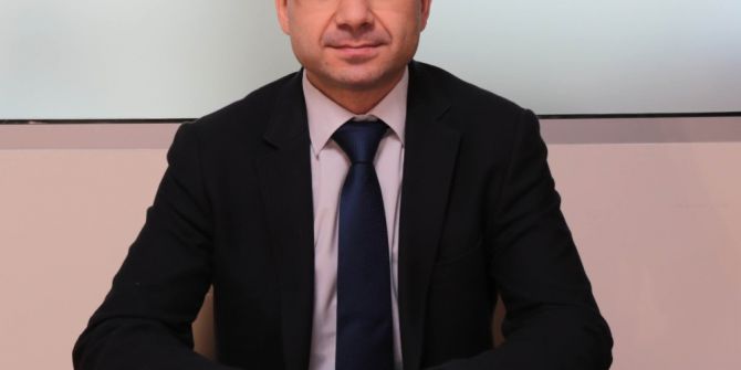 Kendi Kanınızla Saç Dökülmesi Durduruluyor