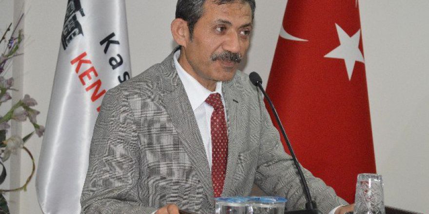 Vali Yıldırım, Kent Konseyinde Kongresinde Konuştu