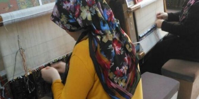 İzmek’te İpek Halı Dokumacılığı Kursu