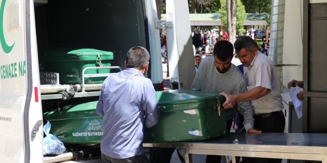 Tartıştığı Ağabeyini Bıçaklayarak Öldürdü