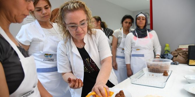 Büyükşehir’den Adanalılara Aşçılık Kursu