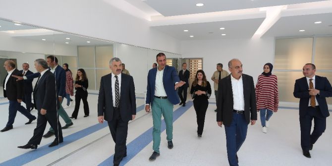 Büyükşehir, Fizyoterapi Merkezi Açıyor