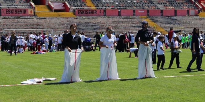 İlkokul Öğrencilerinin Oyun Coşkusu