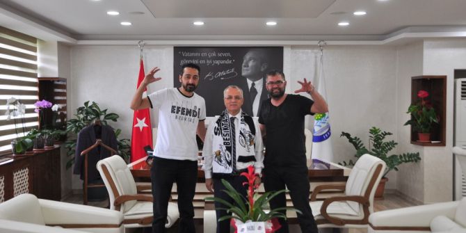 Fenerbahçeli Başkana Beşiktaş Atkısı