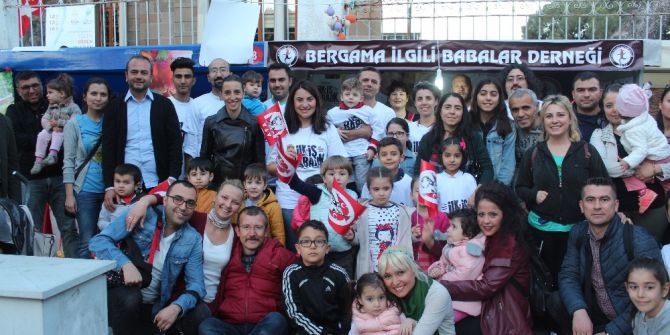 Bergama’nın İlgili Babaları Uluslararası Bergama Kermesinin Gözbebeği Oldu