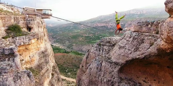 İsviçreli Dağcı Volery’den Nefes Kesen Gösteri