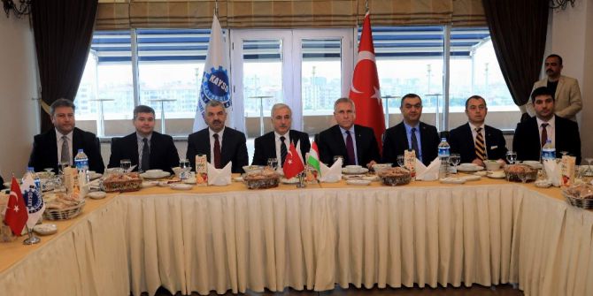 Macaristan Büyükelçisi İle Kayso Üyeleri Yemekte Bir Araya Geldi