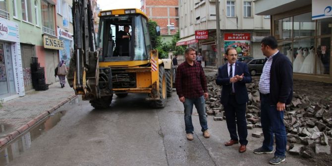 Bafra’da 100 Bin Ton Asfalt Hedefi