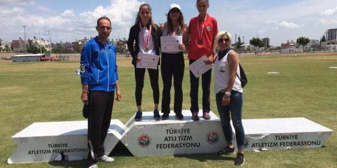 Edanur, Atletizmde Türkiye Birincisi Oldu