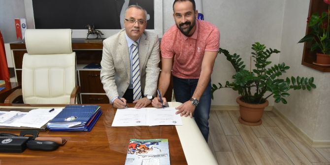 Salihli Belediyespor’da Bora Şensoy İmzayı Attı
