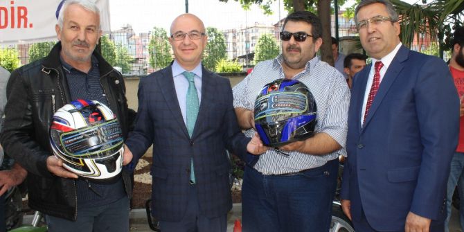 Denizli İl Emniyet Müdürü Demir: “Türkiye’de Yılda Ortalama 185 Bin Civarında Kazada, Ortalama 7 Bin 300 Vatandaşımız Ölüyor, 300 Bin Vatandaşımız İse Yaralanıyor”