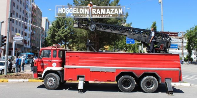 Adıyaman ’Hoş Geldin Ramazan’ Işıklarıyla Süslendi