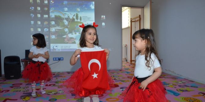 Adıyaman Üniversitesi Kreşinde Yıl Sonu Etkinliği Düzenlendi