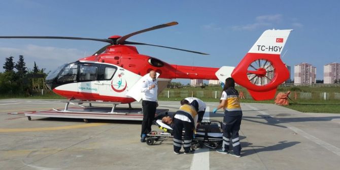 Kalp Krizi Geçiren Şahıs Ambulans Helikopter İle Hastaneye Sevk Edildi